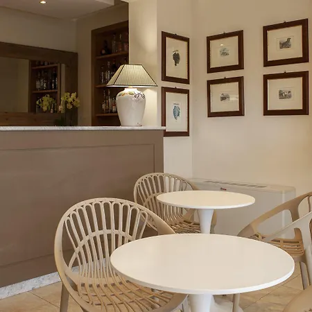 Appart hôtel Parkhotel Montigeto 3*