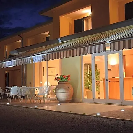 アパートホテル Parkhotel Montigeto 3*