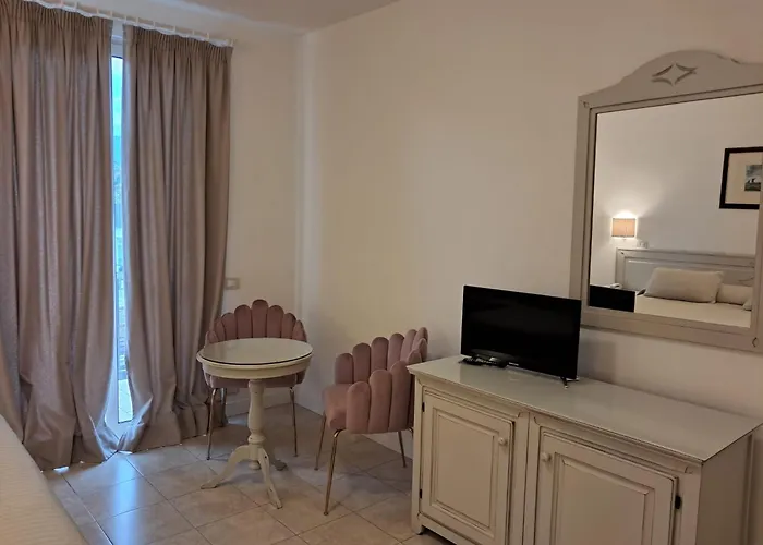 Parkhotel Montigeto Aparthotel 3*